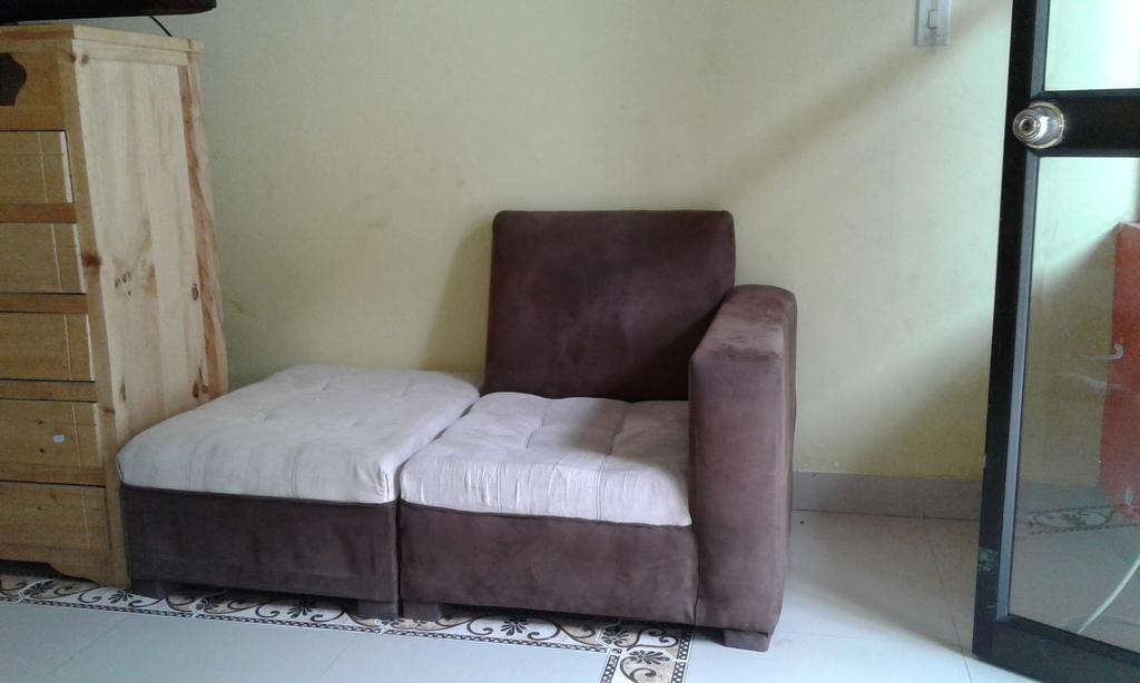 Hostal Jireh Тена Экстерьер фото